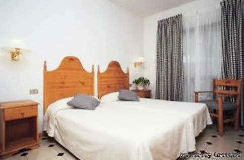 Apartamentos Hg Cristian Sur Los Cristianos  0*, Los Cristianos (Tenerife) Spain